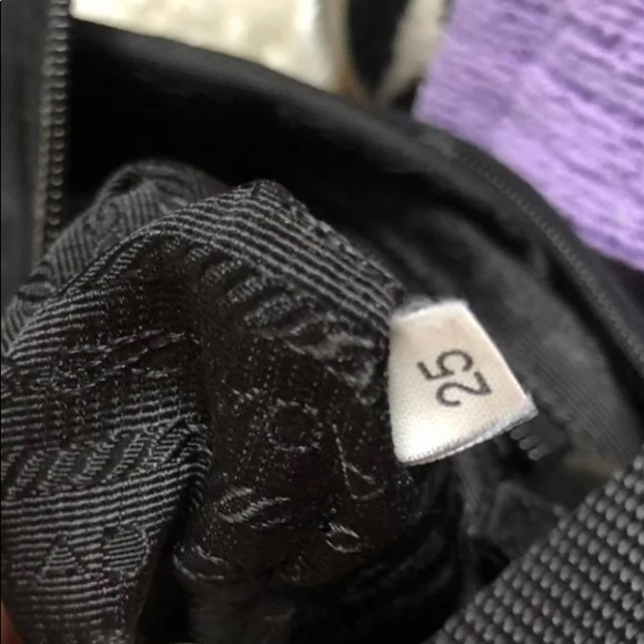 Prada purse - Picture 8 of 8